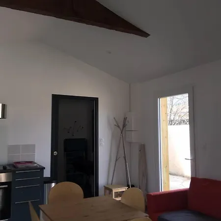 Nyaraló Maison Renovee Au Calme *