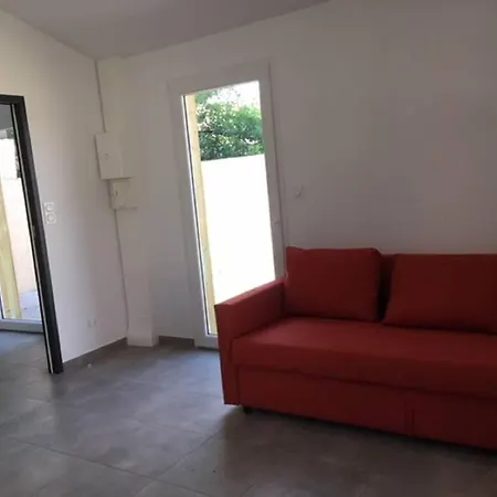 Nyaraló Maison Renovee Au Calme *